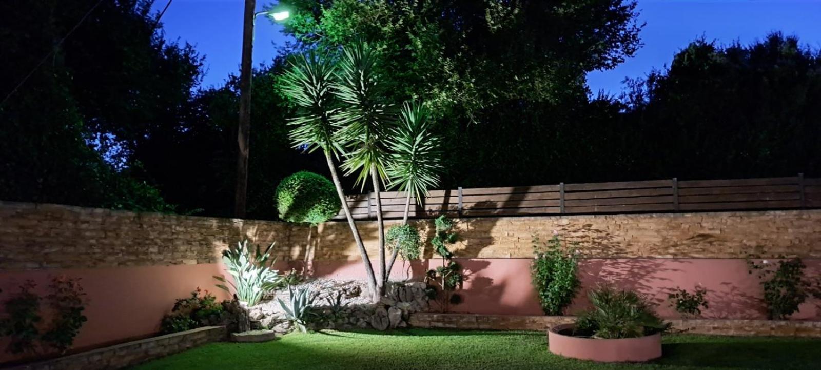 Villa Magic Perla Гувия Екстериор снимка