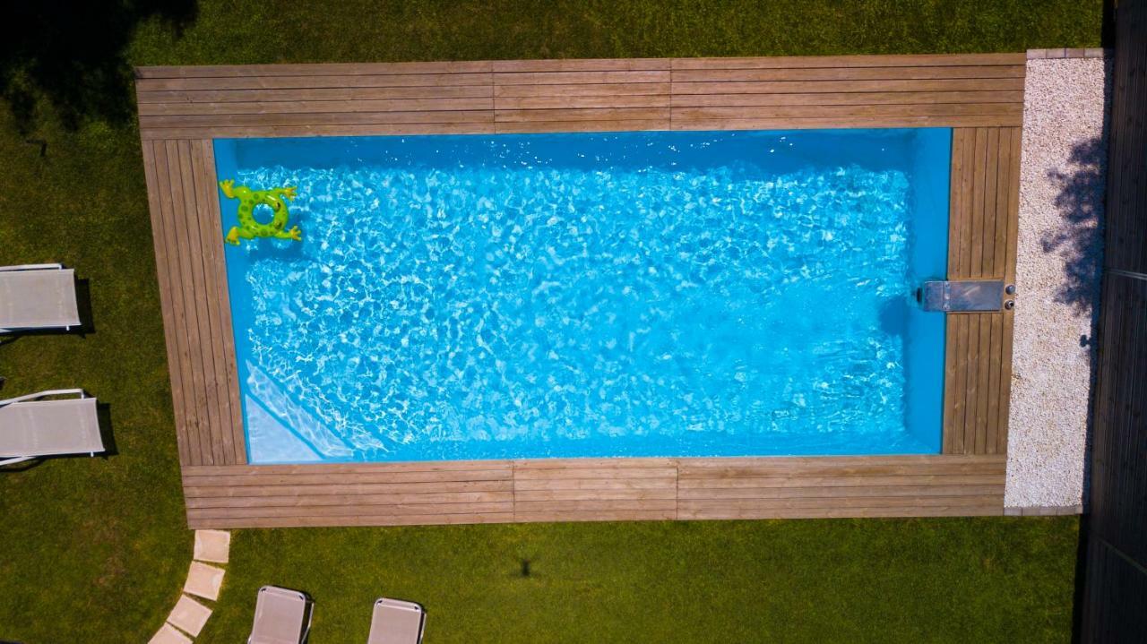 Villa Magic Perla Гувия Екстериор снимка